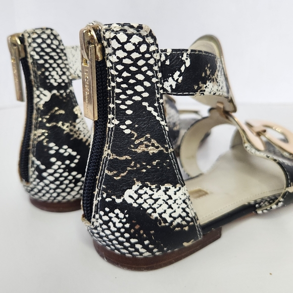 BCBGeneration Faroh Sandals Gladiator Flats VIP Snake Gold 5.5M BCBG Shoes - Picture 8 of 15